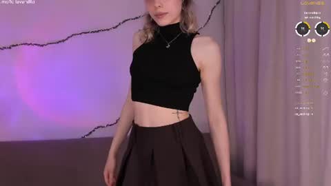 leilalafleur_ online show from 06.14.26