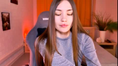 Leila Rai online show from 04.07.26