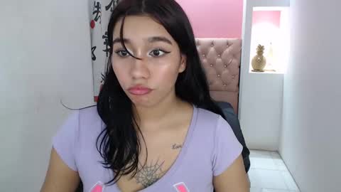 Snapshot of leilasweetxx chatting on 01.14.25 Mar online show from 01.14.25