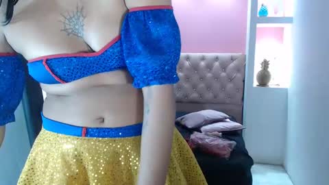 Snapshot of leilasweetxx chatting on 01.19.25 Mar online show from 01.19.25