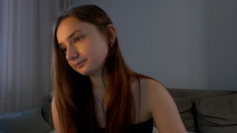 Lelia online show from 06.04.26