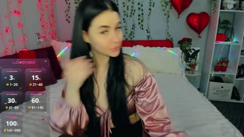 LellitClark online show from 04.07.26