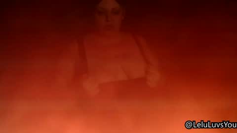 Snapshot of leluluvsyou chatting on 04.09.26 Lelu Fallas online show from 04.09.26