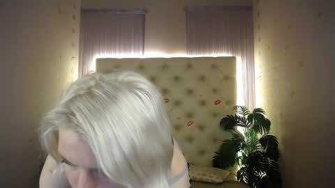 Lena online show from 01.29.25