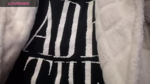 Snapshot of lenagolden chatting on 01.23.25 lenagolden online show from 01.23.25