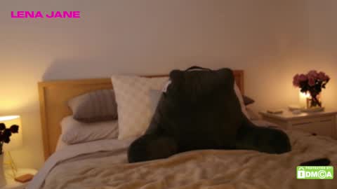 Snapshot of lenajane_xx chatting on 02.22.25 lenajane_xx online show from 02.22.25