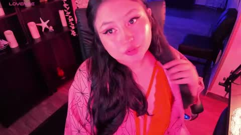 Lenna Kang online show from 02.11.25