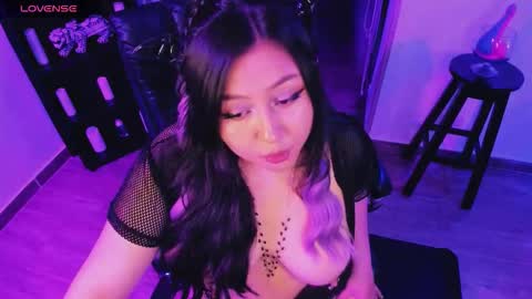 Lenna Kang online show from 02.11.26