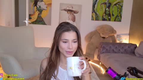 Snapshot of lenna_godess chatting on 02.07.25 Lenna Goddess online show from 02.07.25