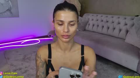 Snapshot of lenna_godess chatting on 09.13.25 Lenna Goddess online show from 09.13.25