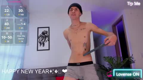 Lenner INDEPENDENT MODEL online show from 01.11.25