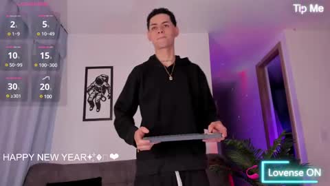 Lenner INDEPENDENT MODEL online show from 01.13.25