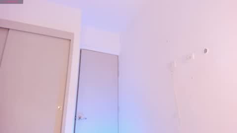 Lenner INDEPENDENT MODEL online show from 12.03.25