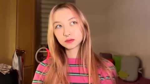 Snapshot of lenorehandelsman chatting on 02.16.26 Tagami online show from 02.16.26