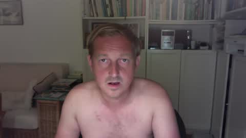 Snapshot of leo144berlin chatting on 08.07.26 leo144berlin online show from 08.07.26