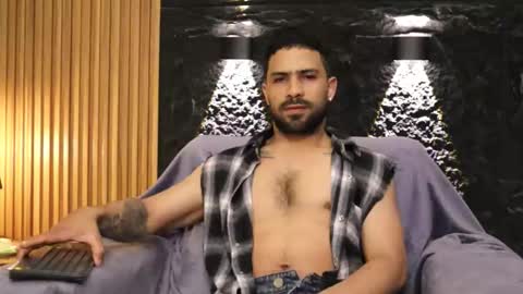 Leo  Diaz online show from 02.11.26