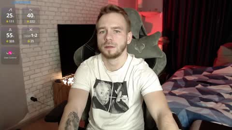 Snapshot of leo_stephens chatting on 02.02.25 leo_stephens online show from 02.02.25