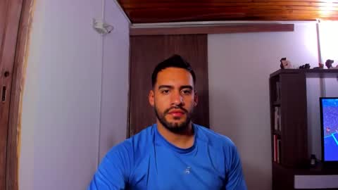 Snapshot of leon__hart chatting on 01.24.25 Leon Hart online show from 01.24.25