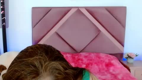 LUCY online show from 07.04.26