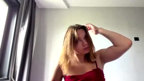 Snapshot of leonidadesantiago chatting on 06.30.26 Reily online show from 06.30.26