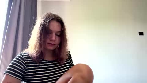 Snapshot of leonidadesantiago chatting on 07.16.26 Reily online show from 07.16.26