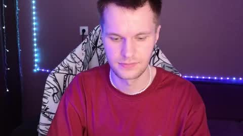 Snapshot of leonnextdoor chatting on 12.28.24 Leon online show from 12.28.24