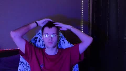 Snapshot of leonnextdoor chatting on 01.19.25 Leon online show from 01.19.25