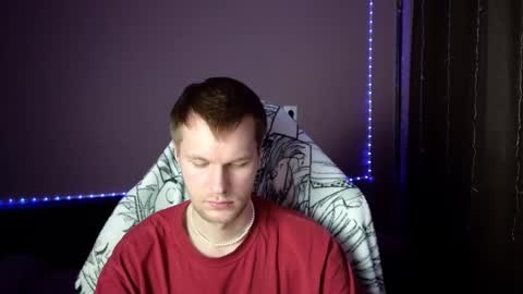 Snapshot of leonnextdoor chatting on 01.23.25 Leon online show from 01.23.25