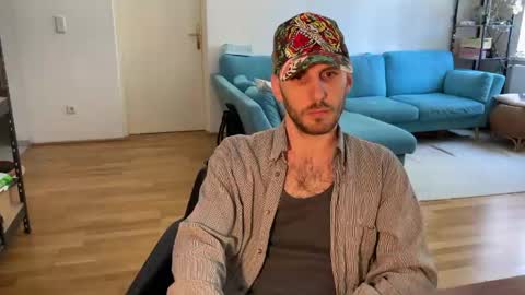 Leon online show from 04.29.26