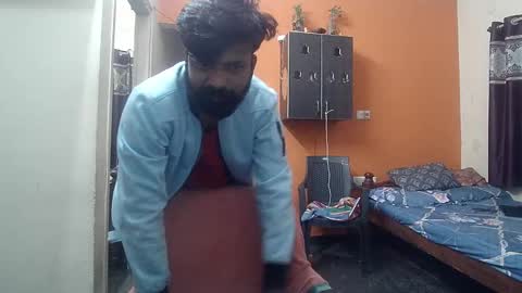 Snapshot of leosbroad chatting on 12.03.24 Leo online show from 12.03.24