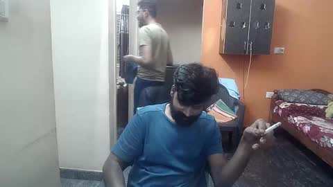 Snapshot of leosbroad chatting on 12.06.24 Leo online show from 12.06.24