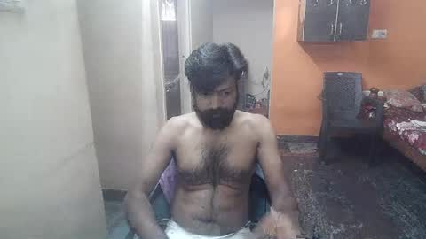 Snapshot of leosbroad chatting on 12.18.24 Leo online show from 12.18.24