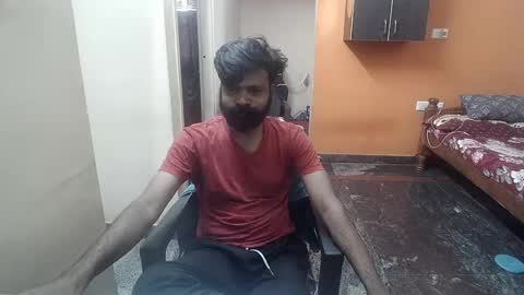 Snapshot of leosbroad chatting on 12.30.24 Leo online show from 12.30.24