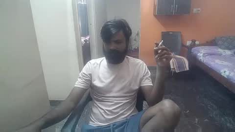 Snapshot of leosbroad chatting on 01.13.25 Leo online show from 01.13.25