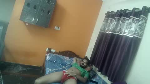 Snapshot of leosbroad chatting on 02.01.25 Leo online show from 02.01.25