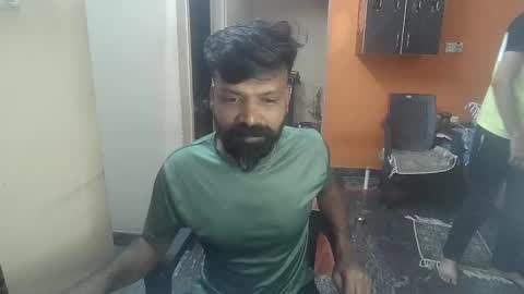 Snapshot of leosbroad chatting on 02.08.25 Leo online show from 02.08.25