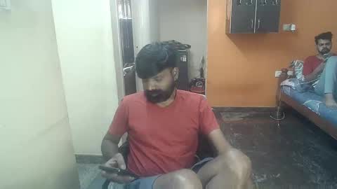 Snapshot of leosbroad chatting on 03.10.25 Leo online show from 03.10.25