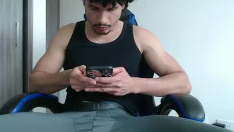 leostorm25 online show from 10.24.25