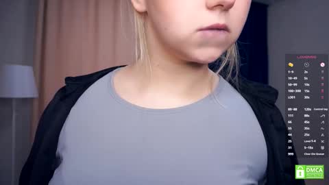 Hello everyone Im Lora Its my first day Were going to have fun together online show from 11.14.25