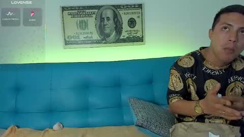 Snapshot of leovargas19hot chatting on 04.14.26 Leo Vragas online show from 04.14.26