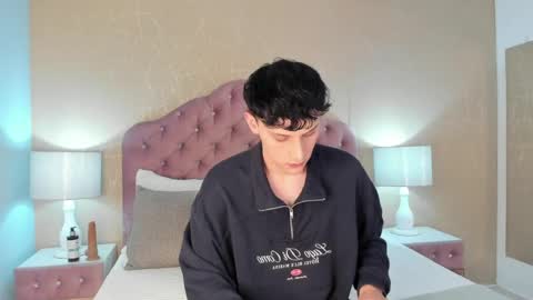 Snapshot of lephystar chatting on 05.08.26 LephyStar online show from 05.08.26