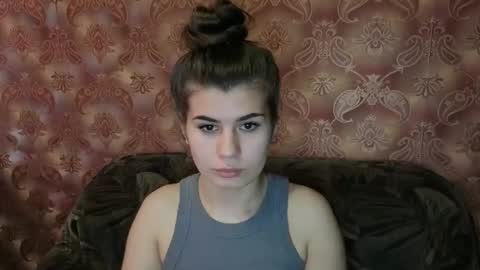 Snapshot of leraberry chatting on 05.27.26 leraberry online show from 05.27.26