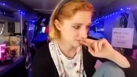 LesleyGumGrass- The Boring Trans girl online show from 03.04.25