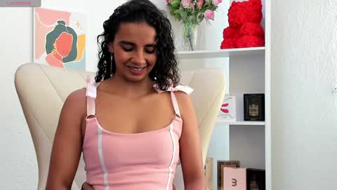 Snapshot of leslyflorez chatting on 01.09.25 Lesly online show from 01.09.25