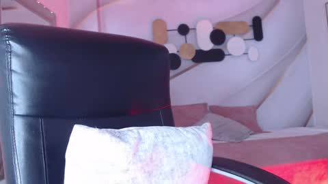 Snapshot of lessboobs_gh chatting on 12.12.24 Less online show from 12.12.24