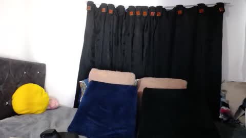 lessliee online show from 01.10.25