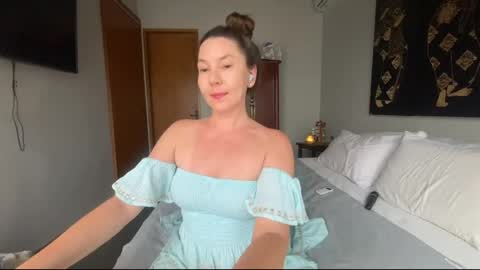Snapshot of lessya_magic chatting on 06.08.26 lessya_magic online show from 06.08.26