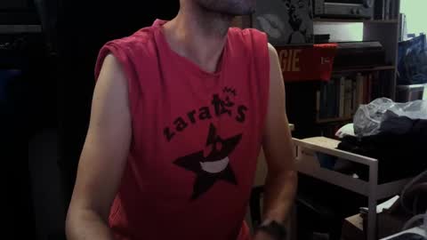 Snapshot of lestat_82 chatting on 01.31.25 Vampiro Diurno online show from 01.31.25