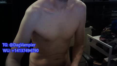 Snapshot of lestat_82 chatting on 01.11.26 Vampiro Diurno online show from 01.11.26