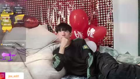 Levi  online show from 02.13.25